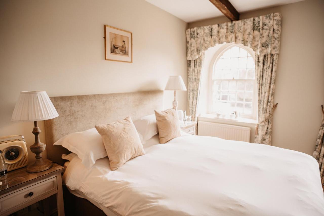 The Boar'S Head Hotel ฮาร์โรเกต ภายนอก รูปภาพ